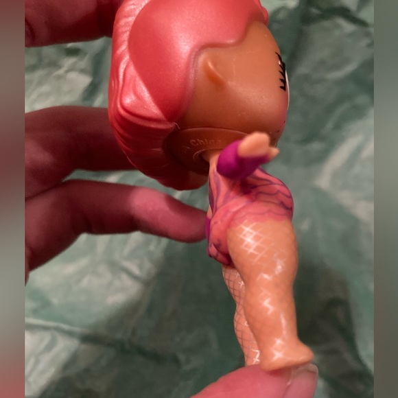 B1G2 - Pink LOL Surprise Doll Tot - Buy 1, Get 2 FREE - Picture 4 of 4